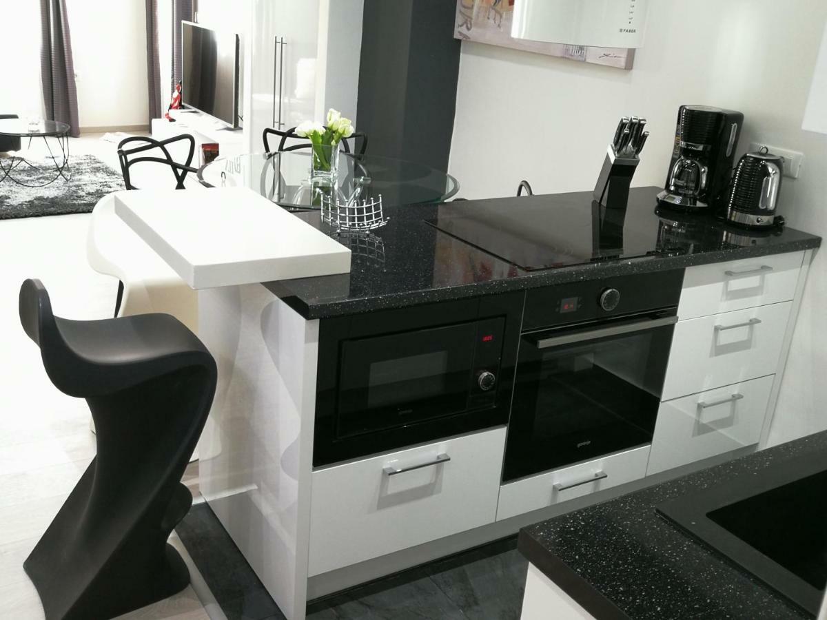 Palladium II City Center Apartments Makarska Esterno foto