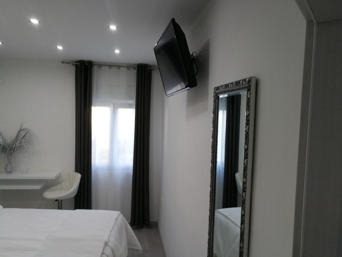 Palladium II City Center Apartments Makarska Esterno foto
